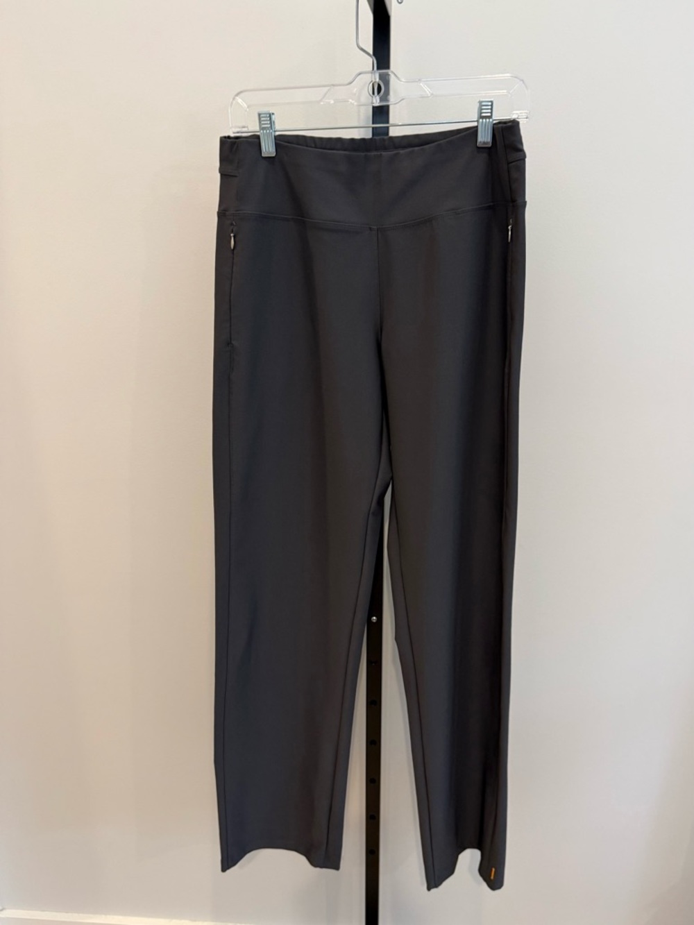 Lucy Dark Gray Activewear Straight-Leg Pants Medium Tall
